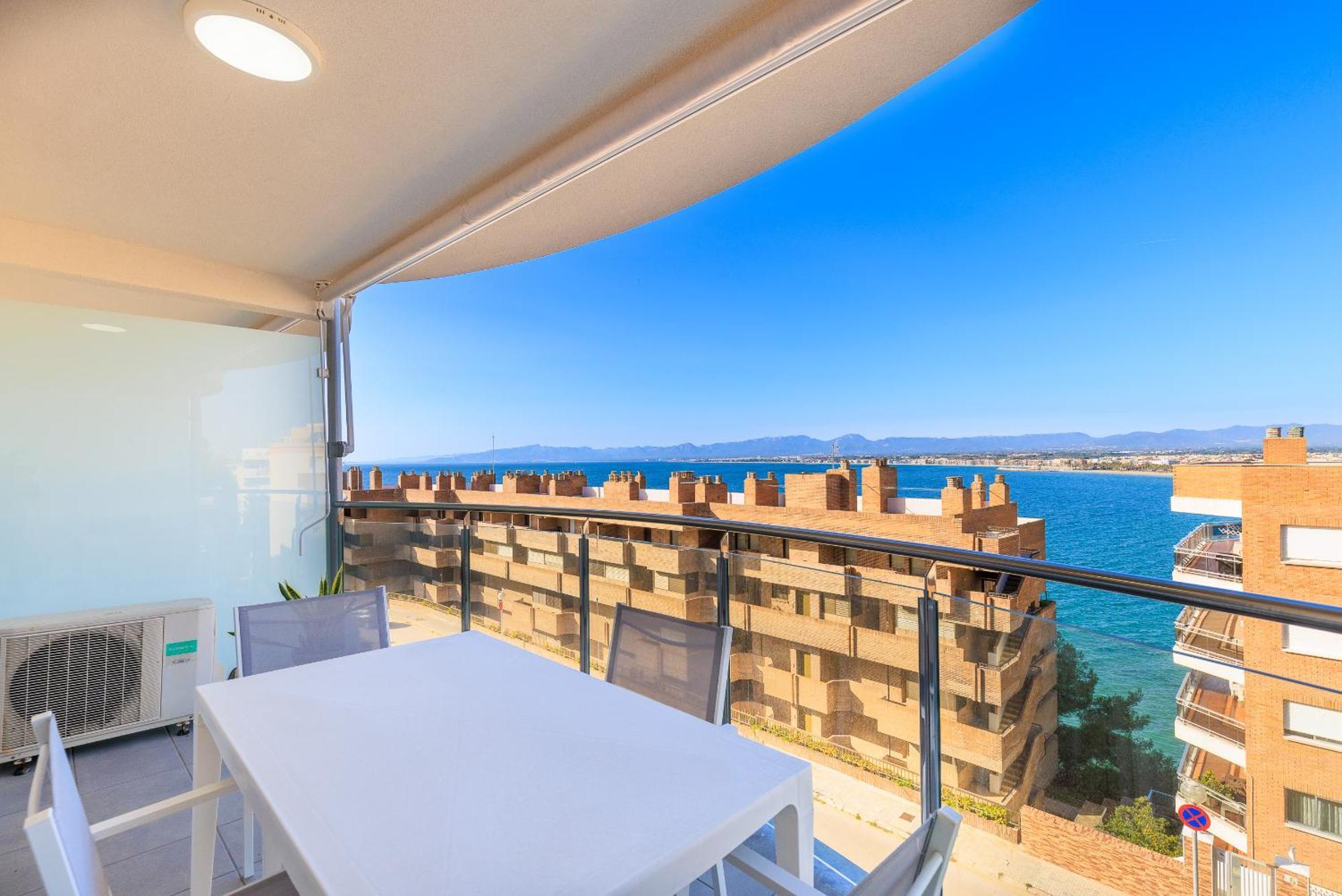 New Torrassa Planet Costa Dorada Apartment Salou