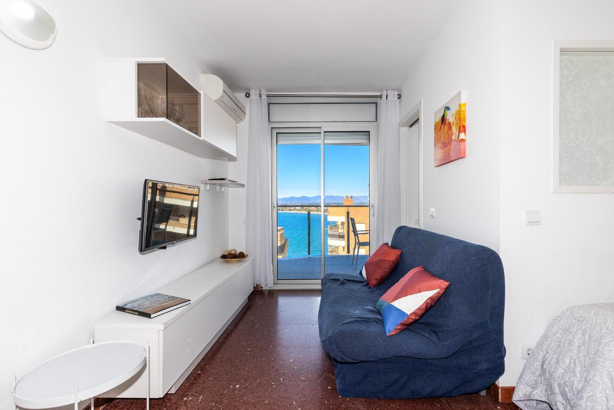 New Torrassa Planet Costa Dorada Apartment Salou